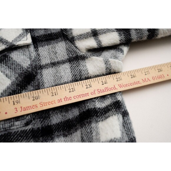 Zara L womens flannel jacket black and white shacket button down - Picture 4 of 5